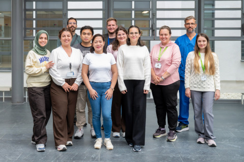 Neue internationale Mitarbeitende und Mitarbeitende aus der Pflegedirektion